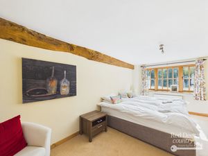 Bedroom 5- click for photo gallery